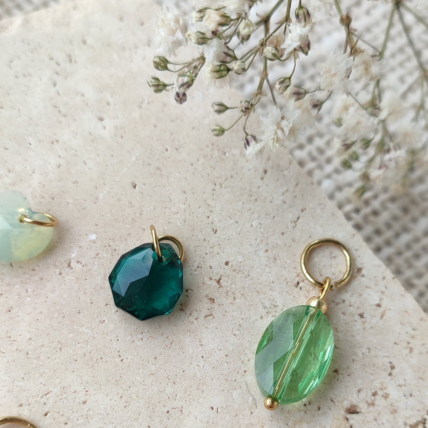 Nos charms , tons verts / création
