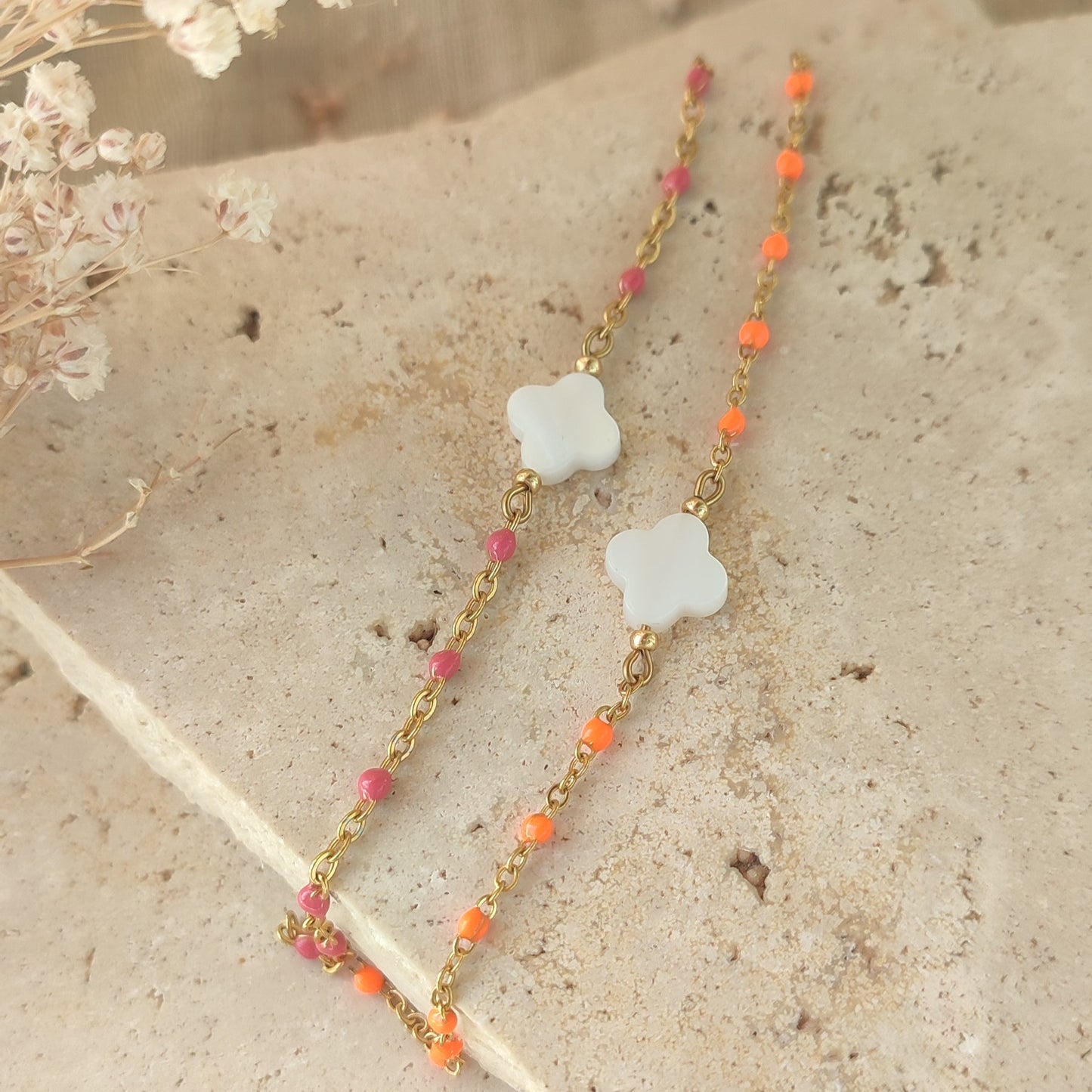 Bracelet ou chaine de cheville Trèfle nacre ; création