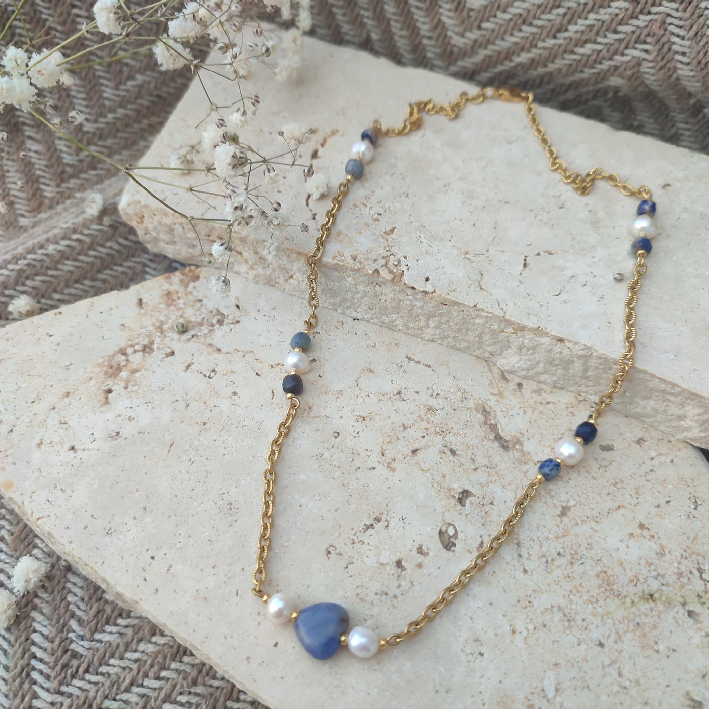 Collier Islo ; création