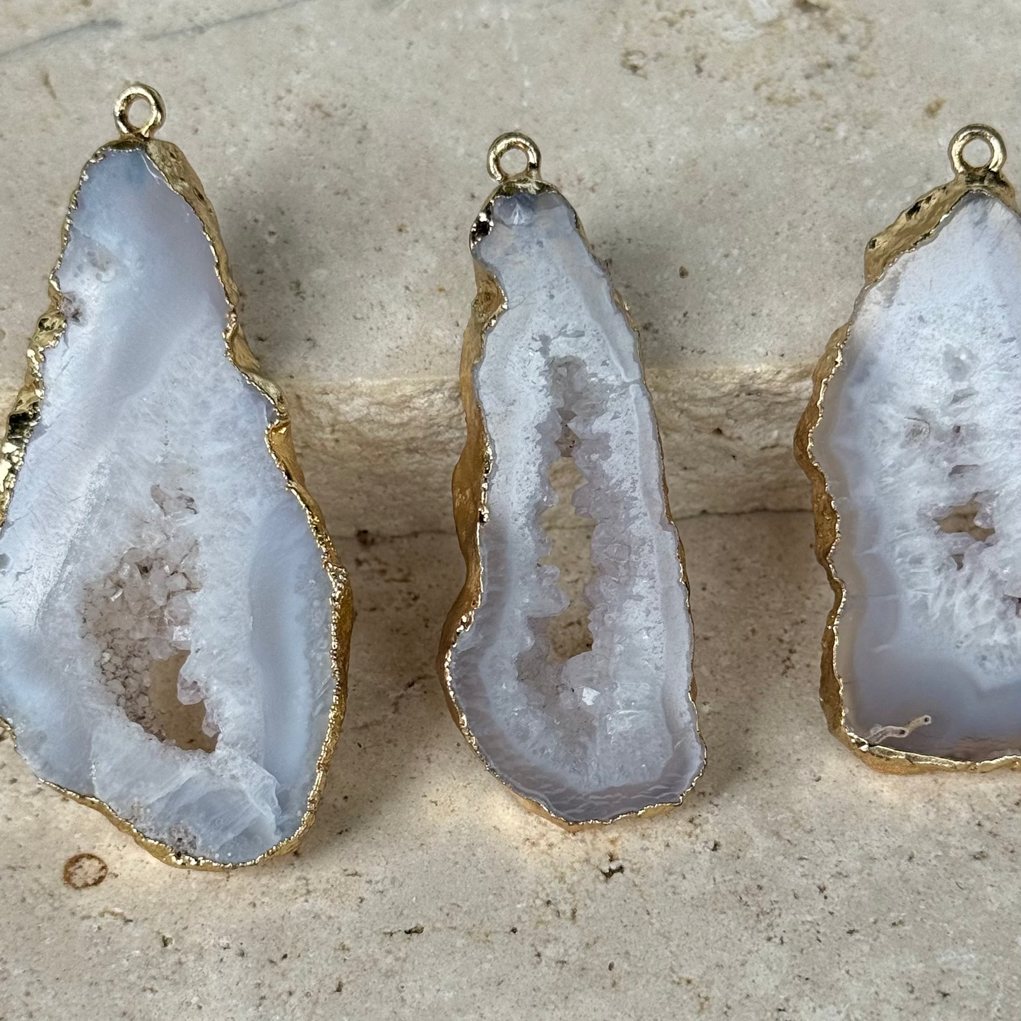 Pendentif agate avec druse