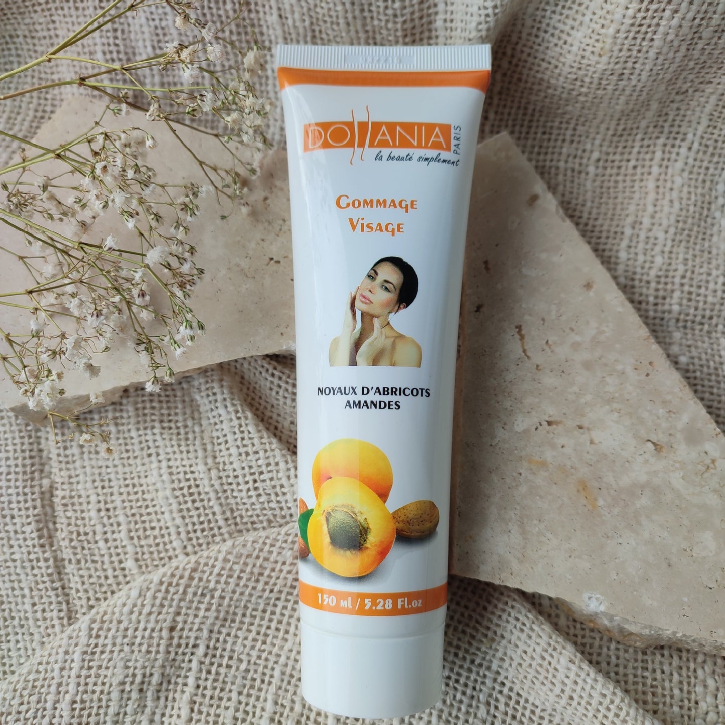 Gommage visage doux abricots et amandes