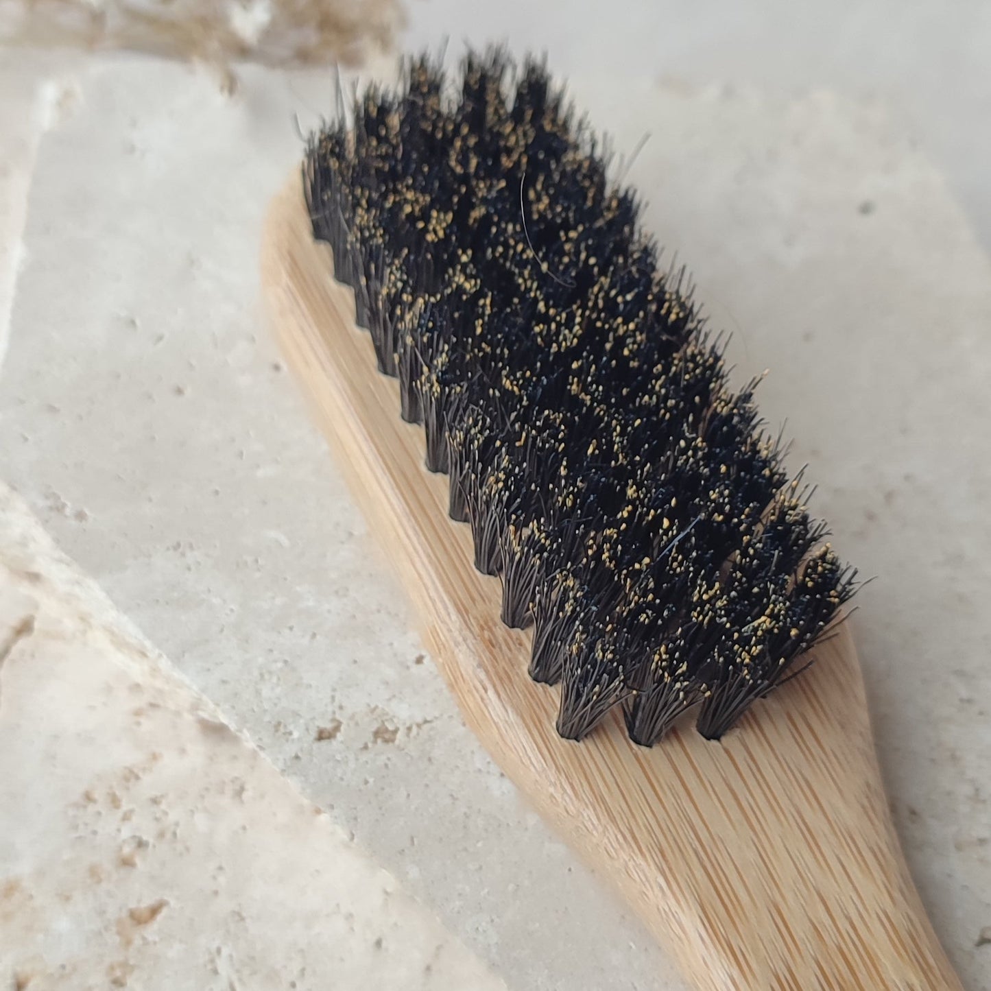 Brosse en poil de sanglier à graver