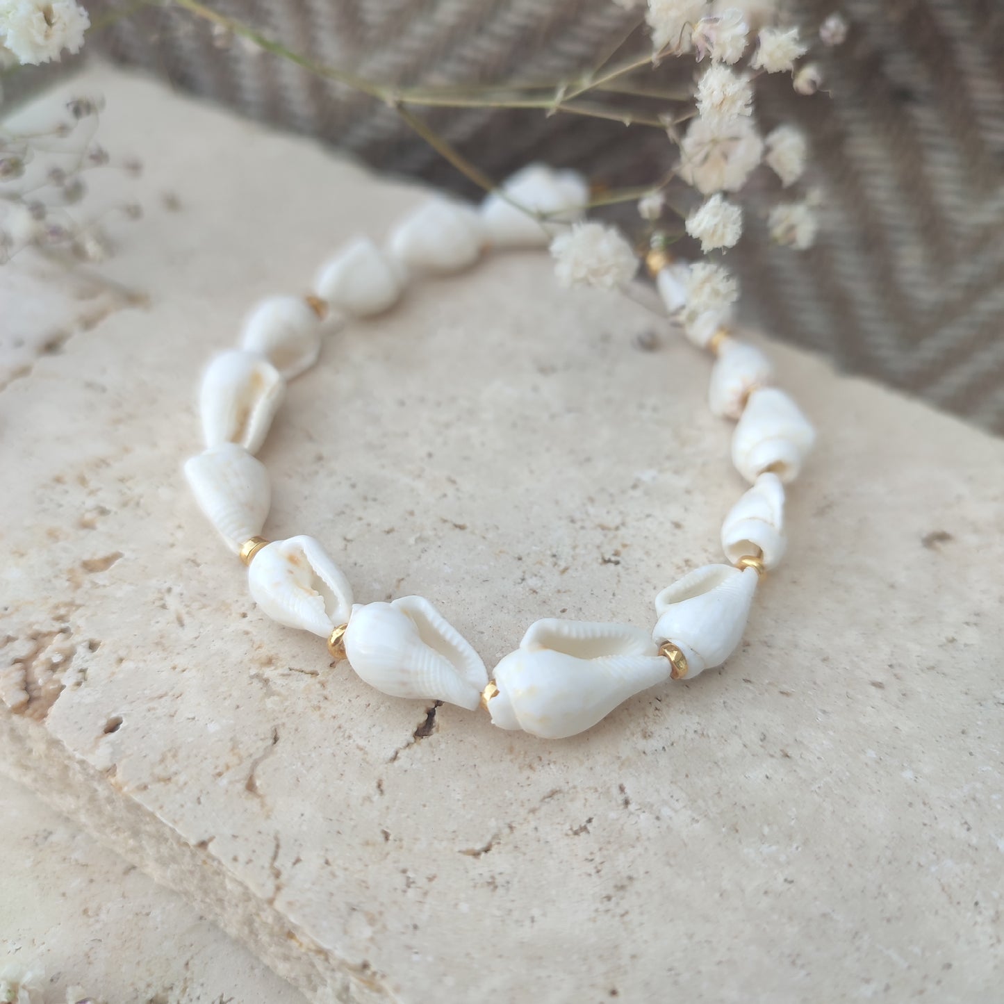 Bracelet coquillages ; création
