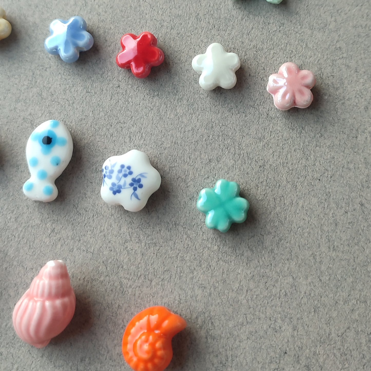 Charms colorés édition limitée ; création