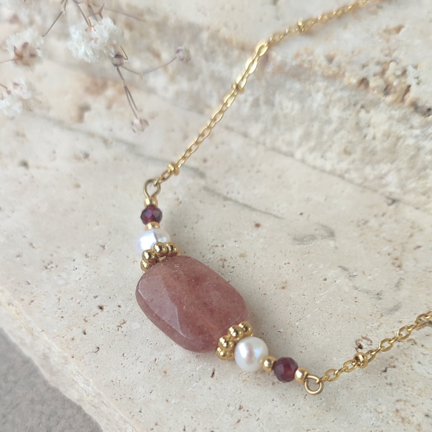 Collier Roséa ; Création