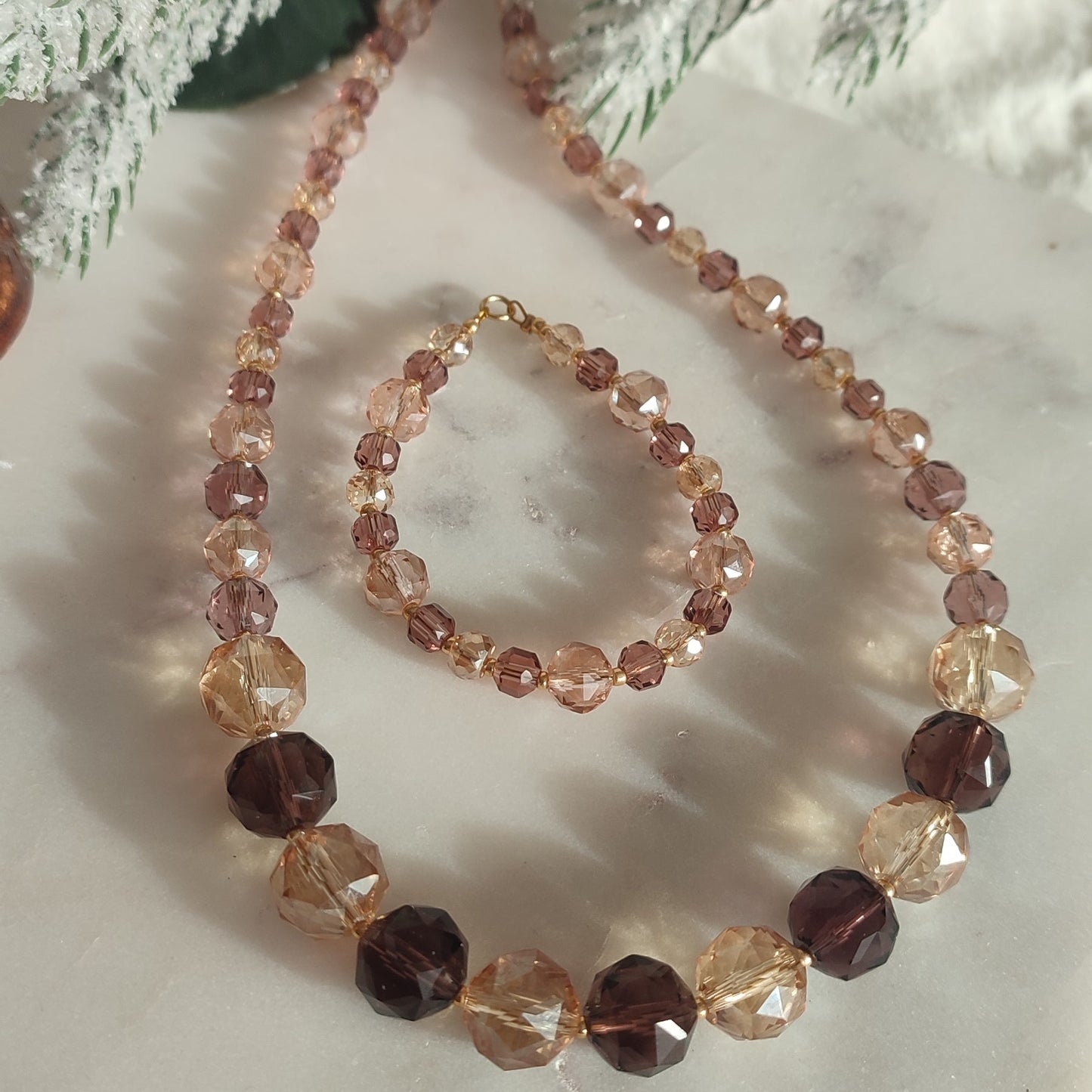 Collier Sissi ; Création