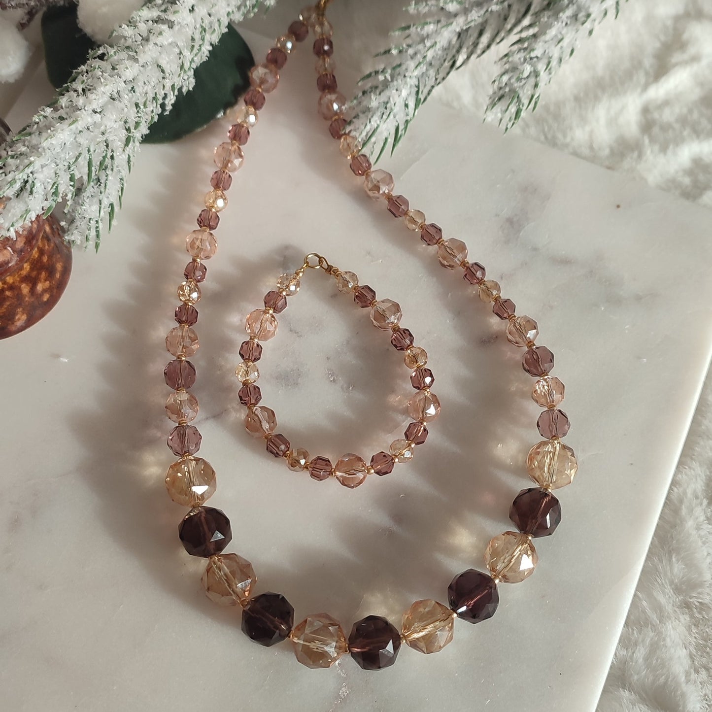 Collier Sissi ; Création