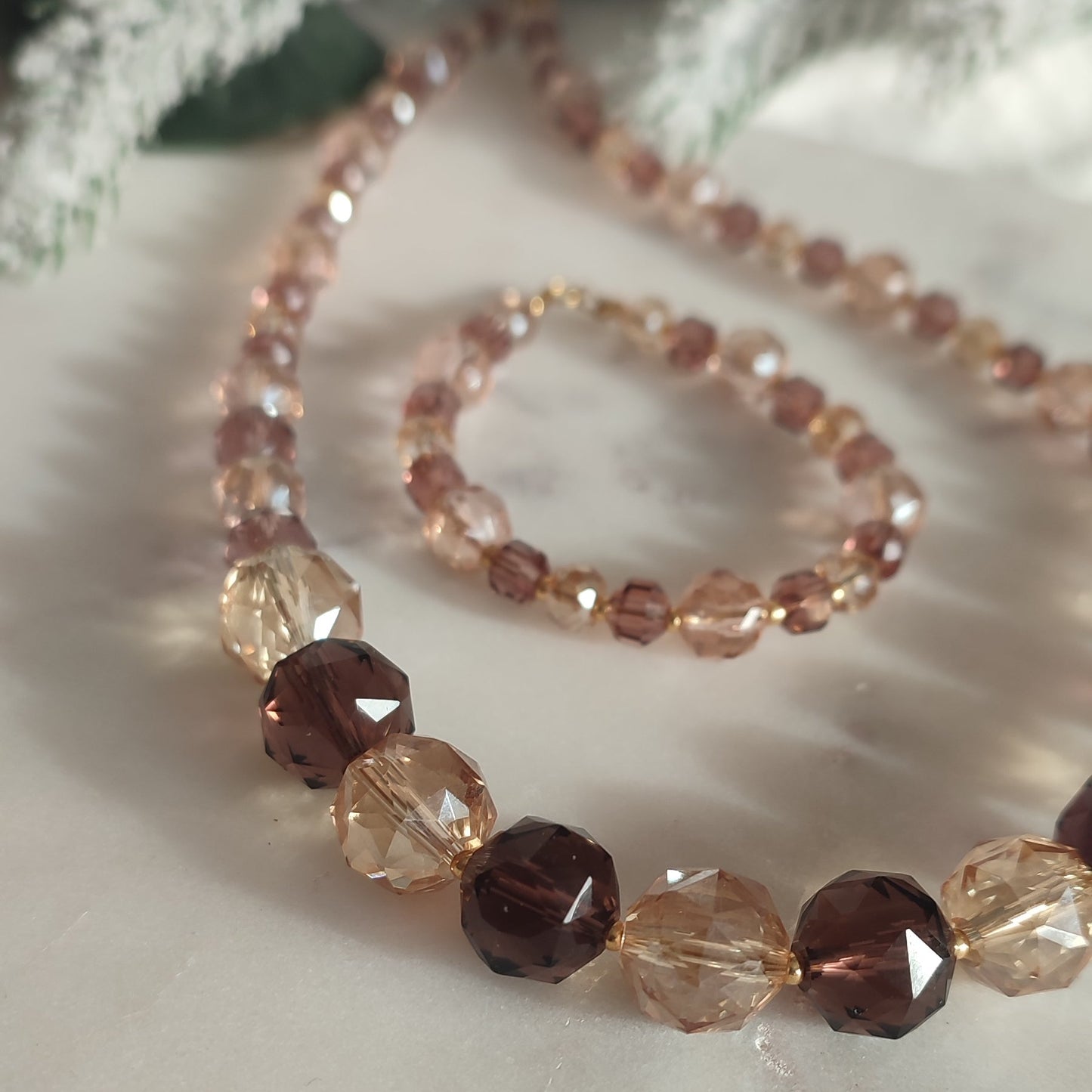Collier Sissi ; Création