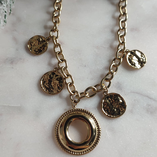 Collier Abby