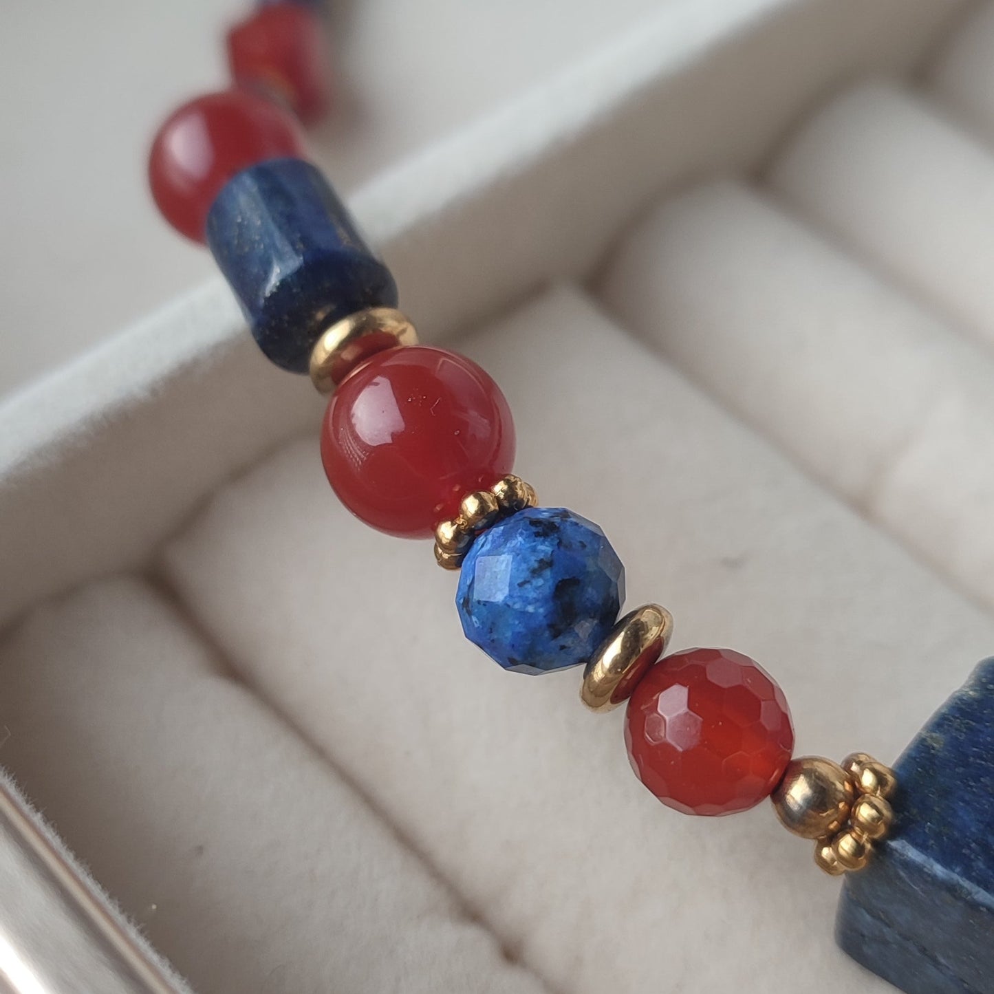 Collier Laurina ; création