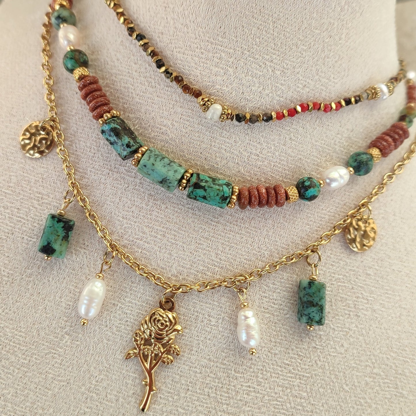 Collier Isa