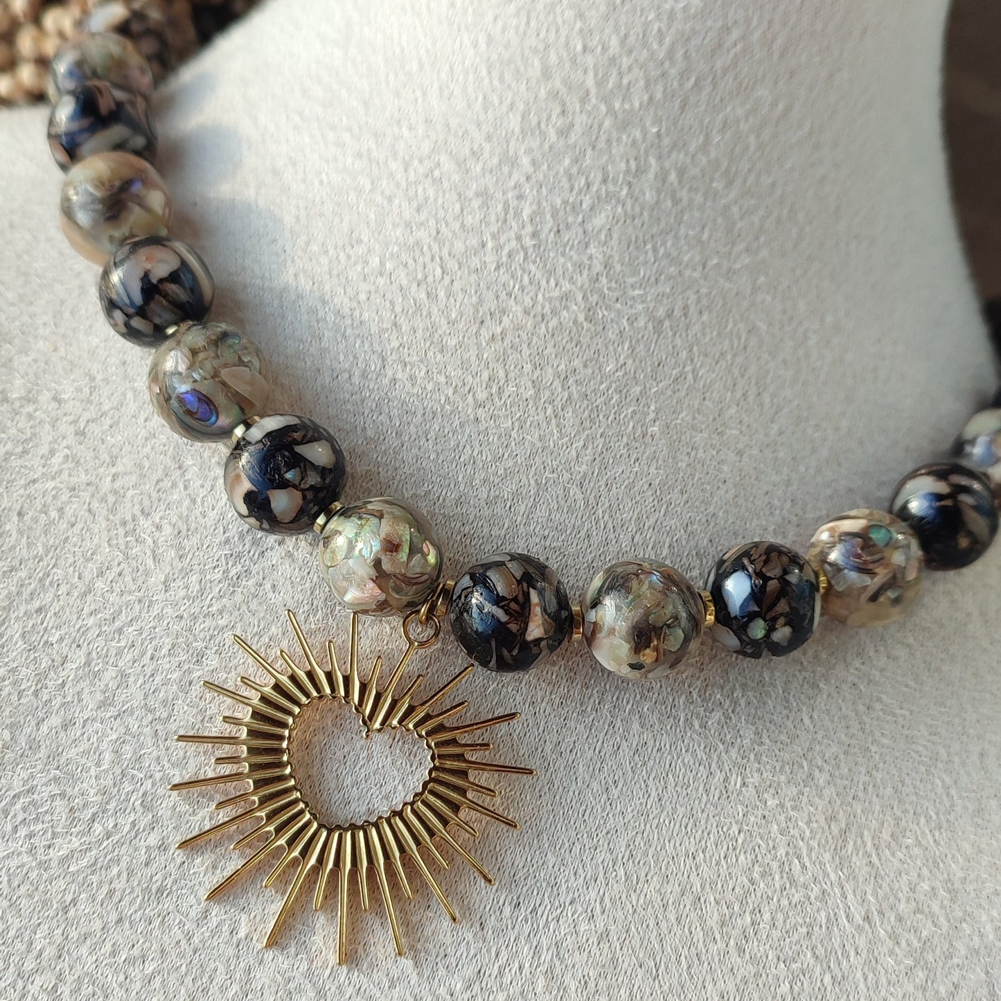 Collier sun heart ; création