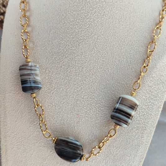 Collier Vany ; création