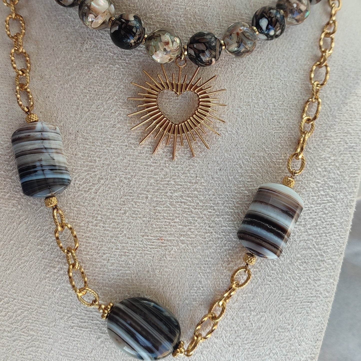 Collier Vany ; création