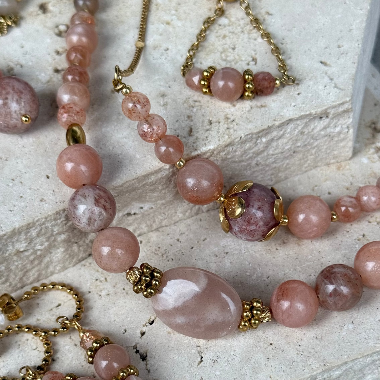 Collier baby Luna ; création