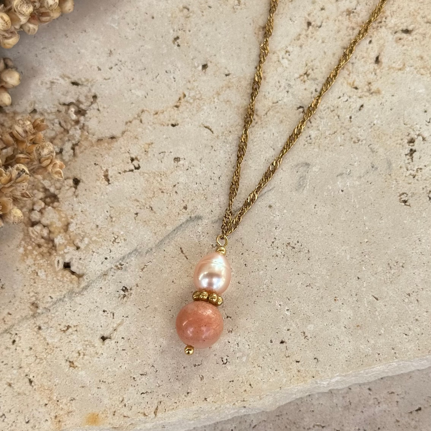Collier perla ; création