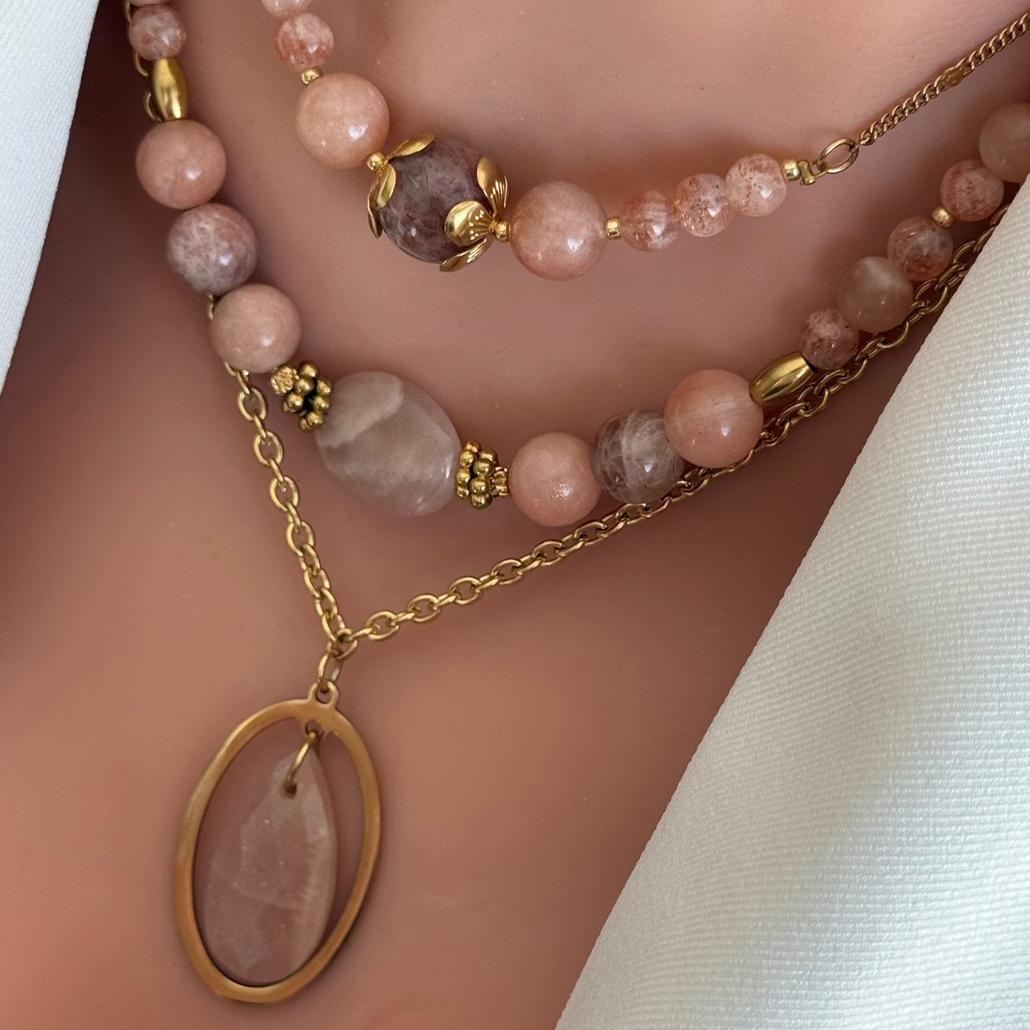 Collier Luna goutte ; création