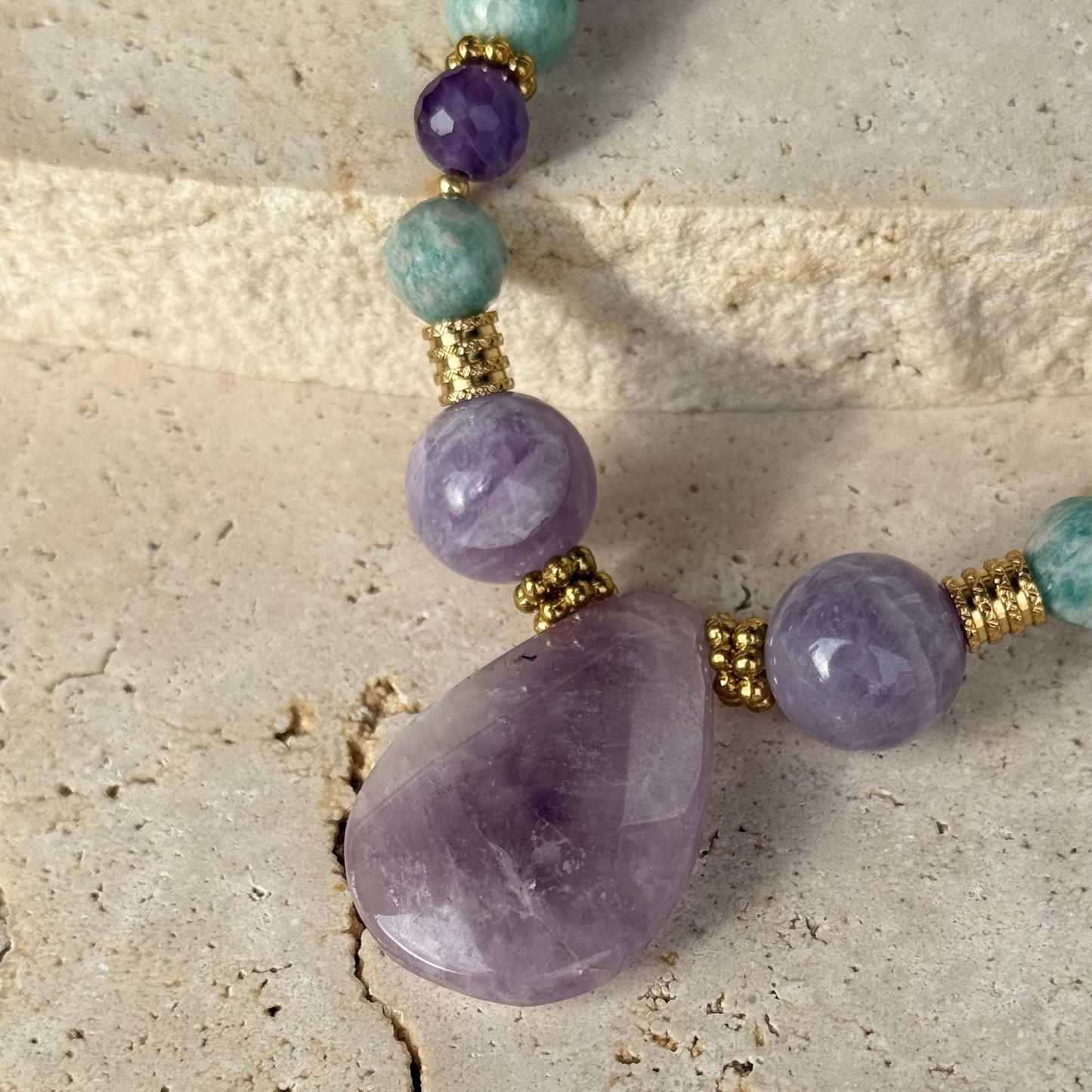 Collier Bahia goutte ; création