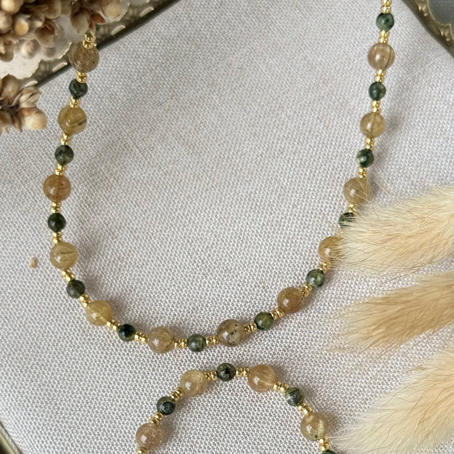 Collier Colline ; création