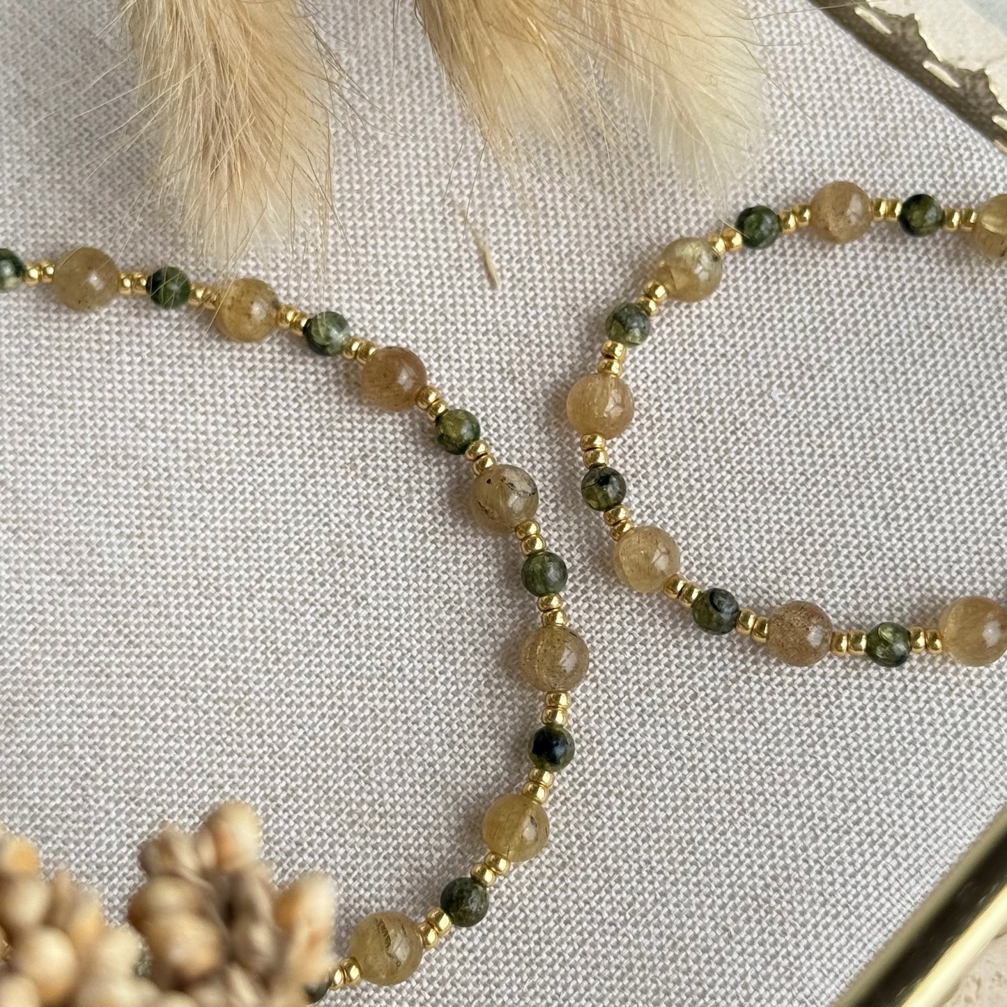 Collier Colline ; création