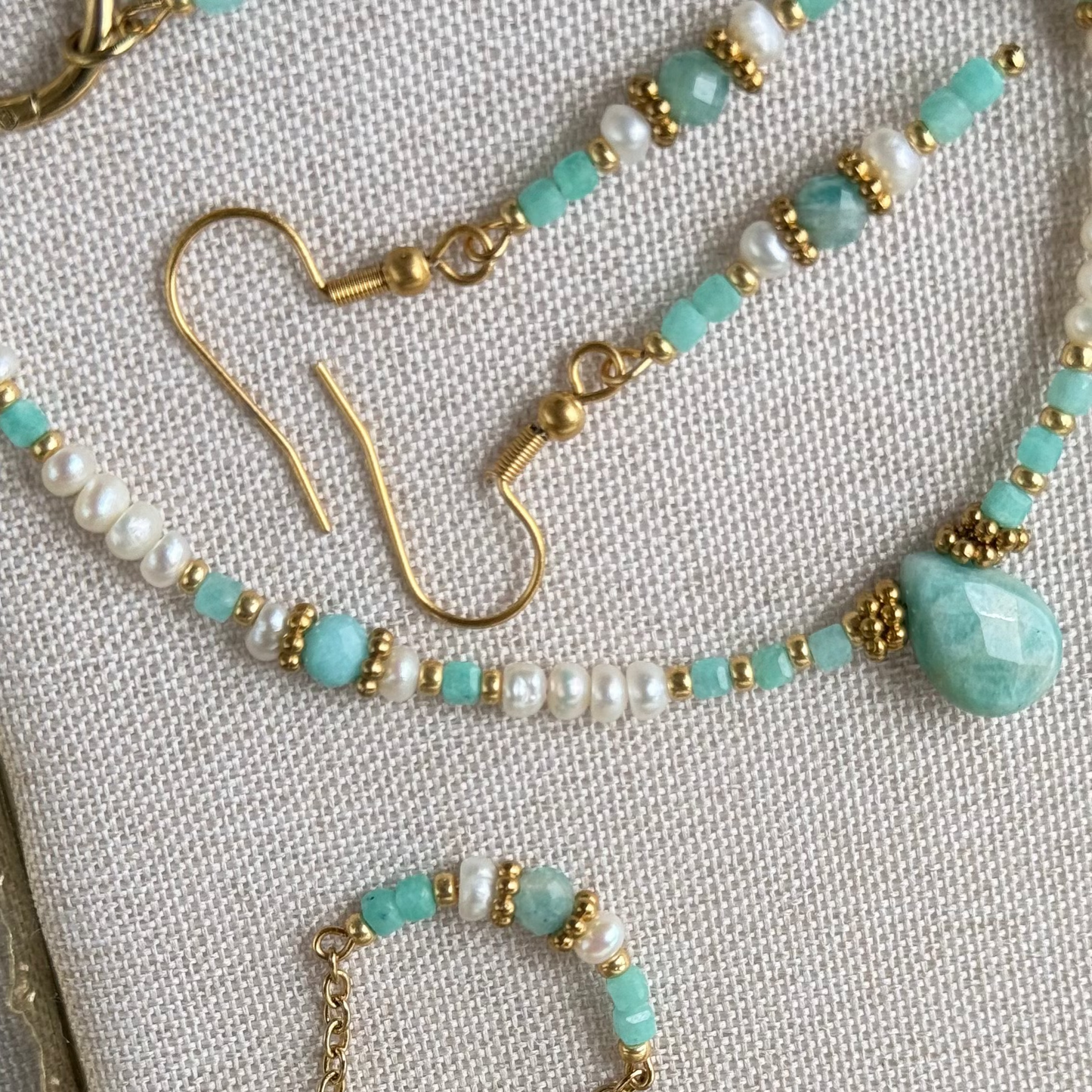 Collier Murmure d'opale ; création