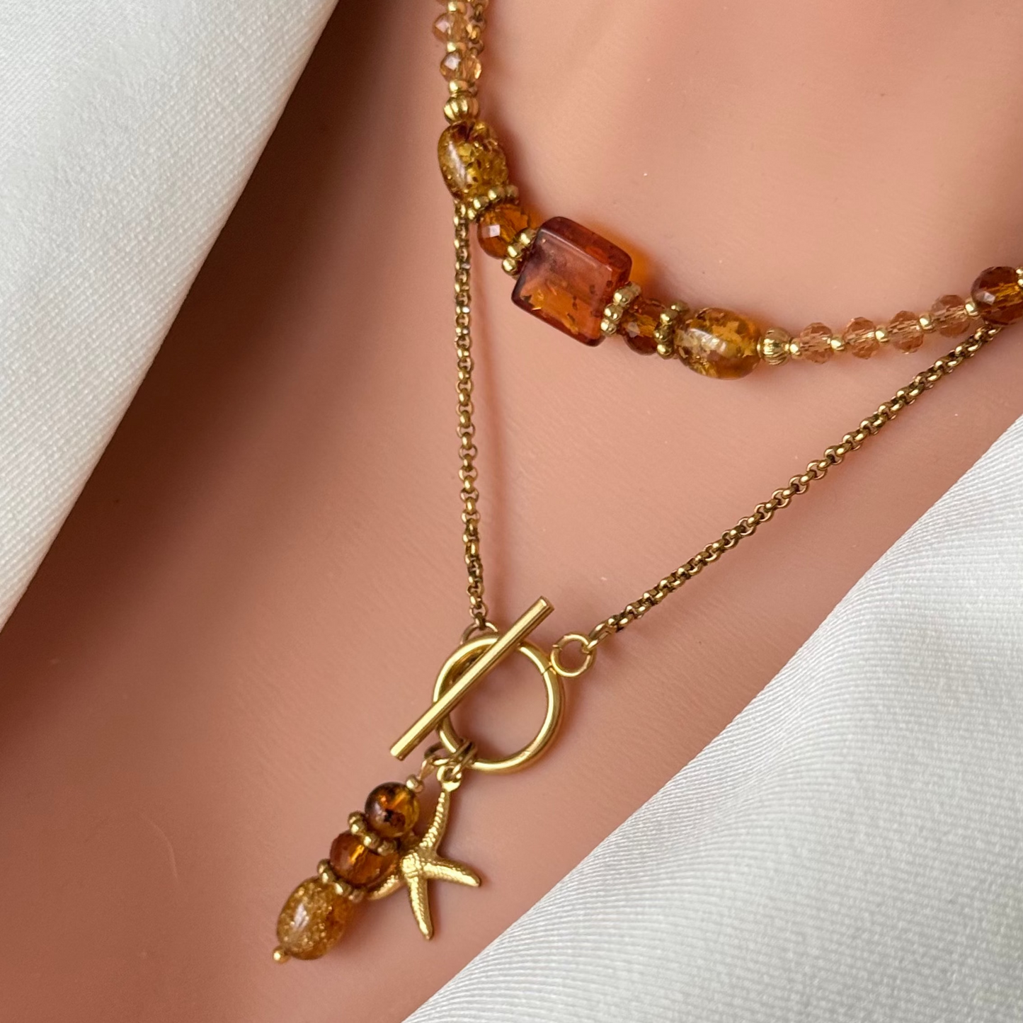 Collier Ambrine ; création