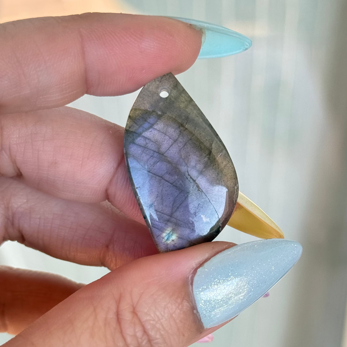 Pendentif labradrite reflets mauve 38mm