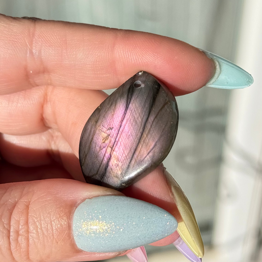 Pendentif labradorite reflet violet 35mm