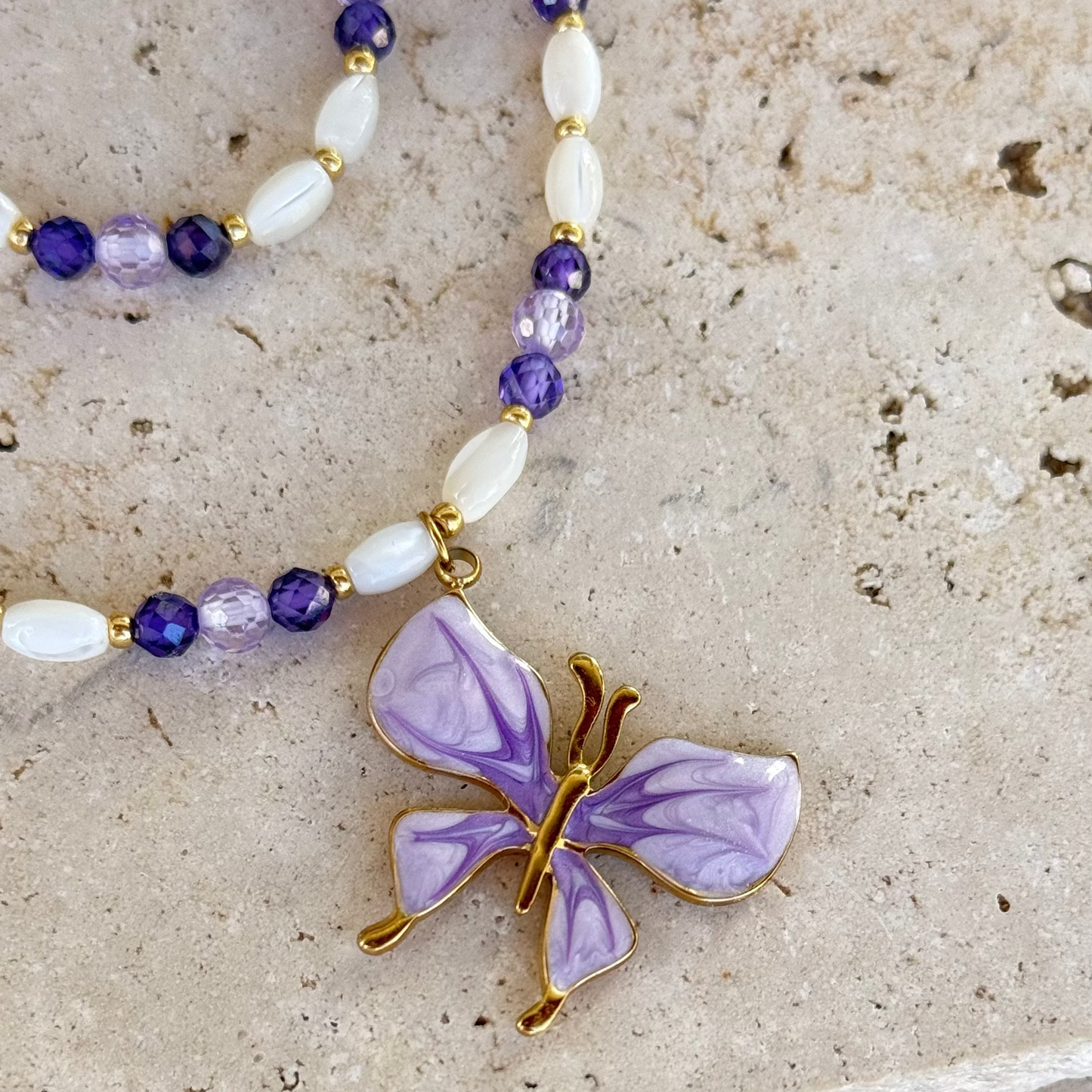 Collier  Violetta ; création