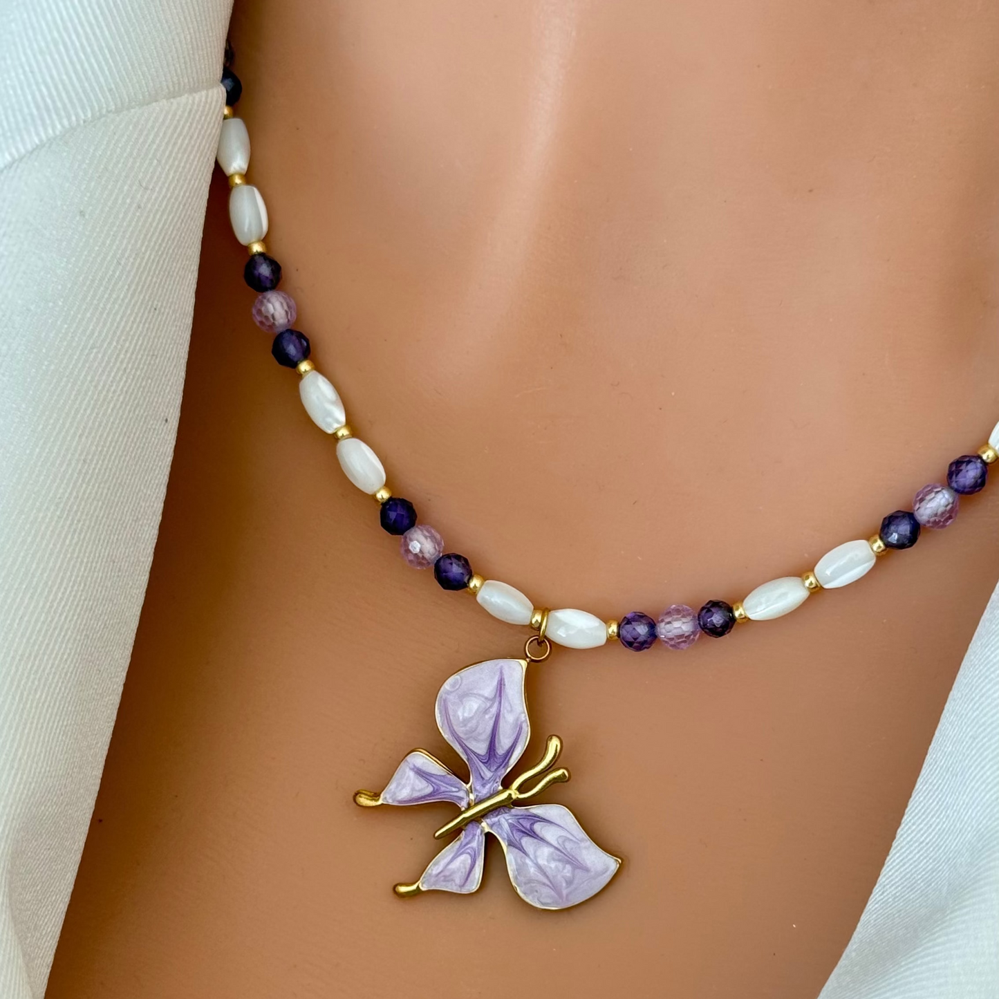 Collier  Violetta ; création