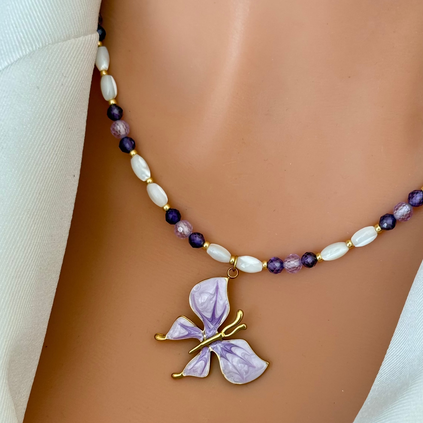 Collier  Violetta ; création