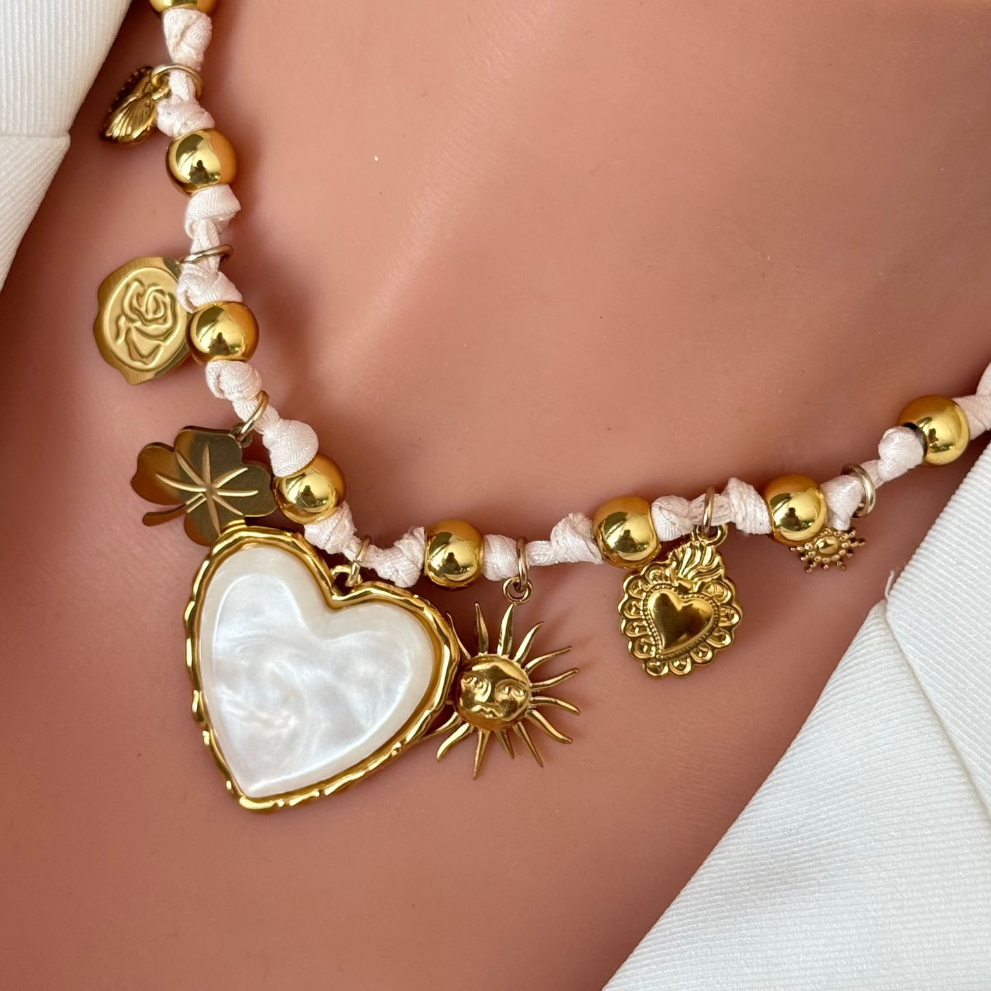 Collier Sara