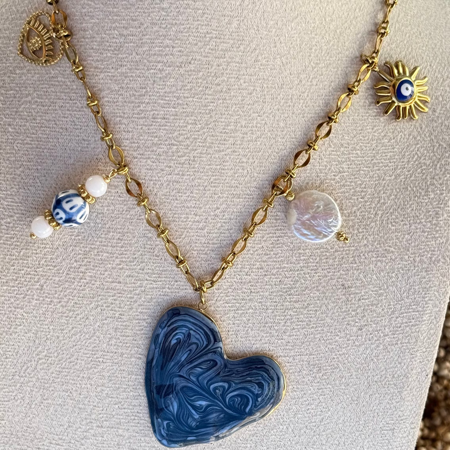 Collier Mia ; création