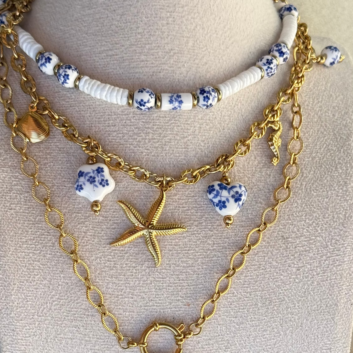 Collier Ava ; création
