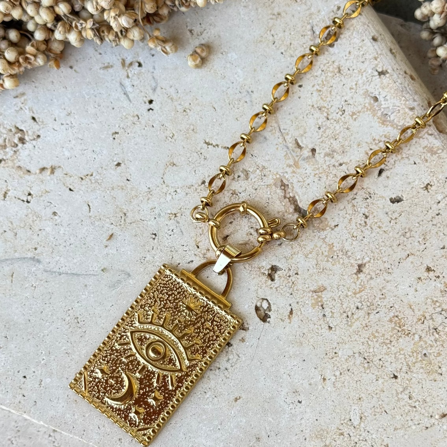 Collier Eyes ; création