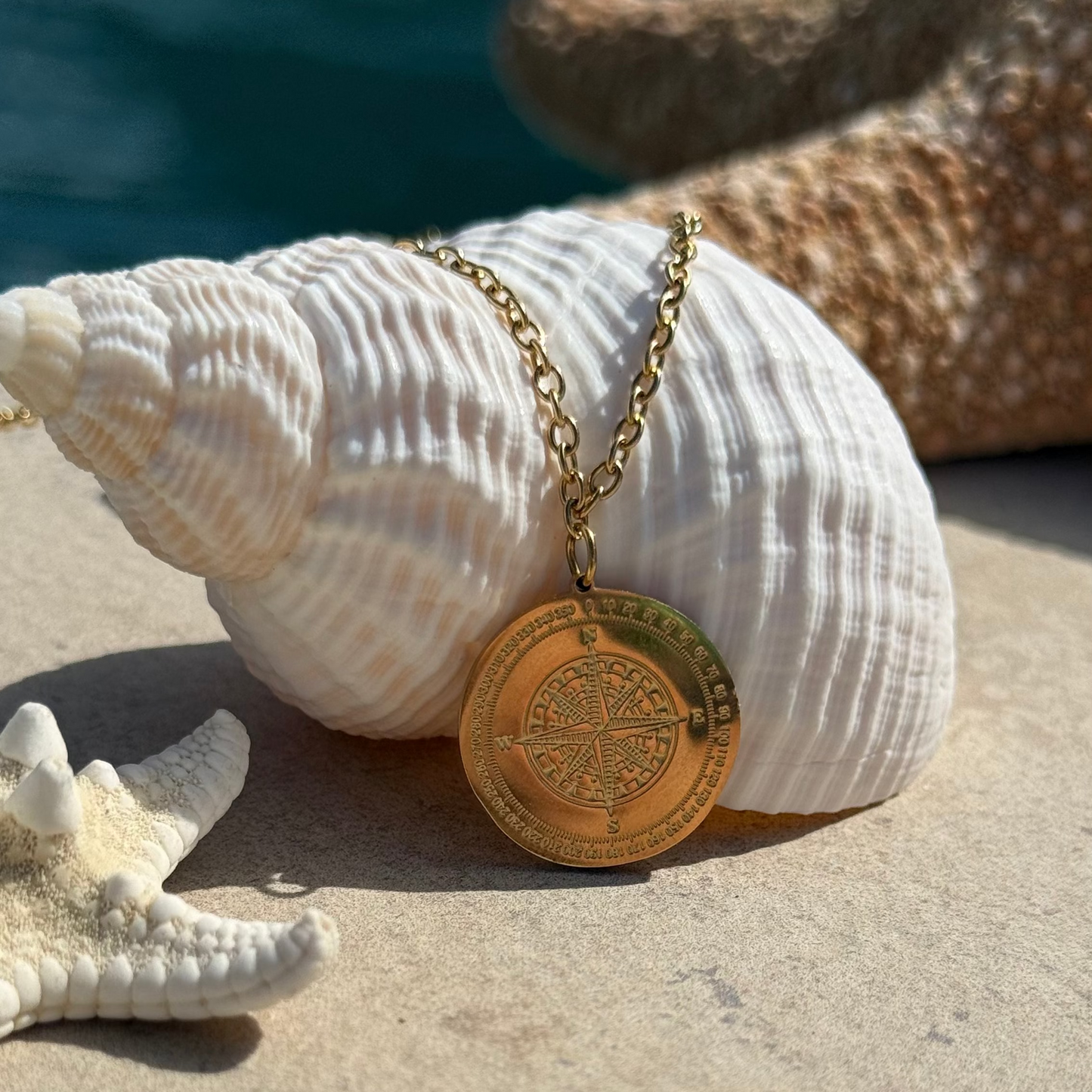 Collier Rose des vents  ; création