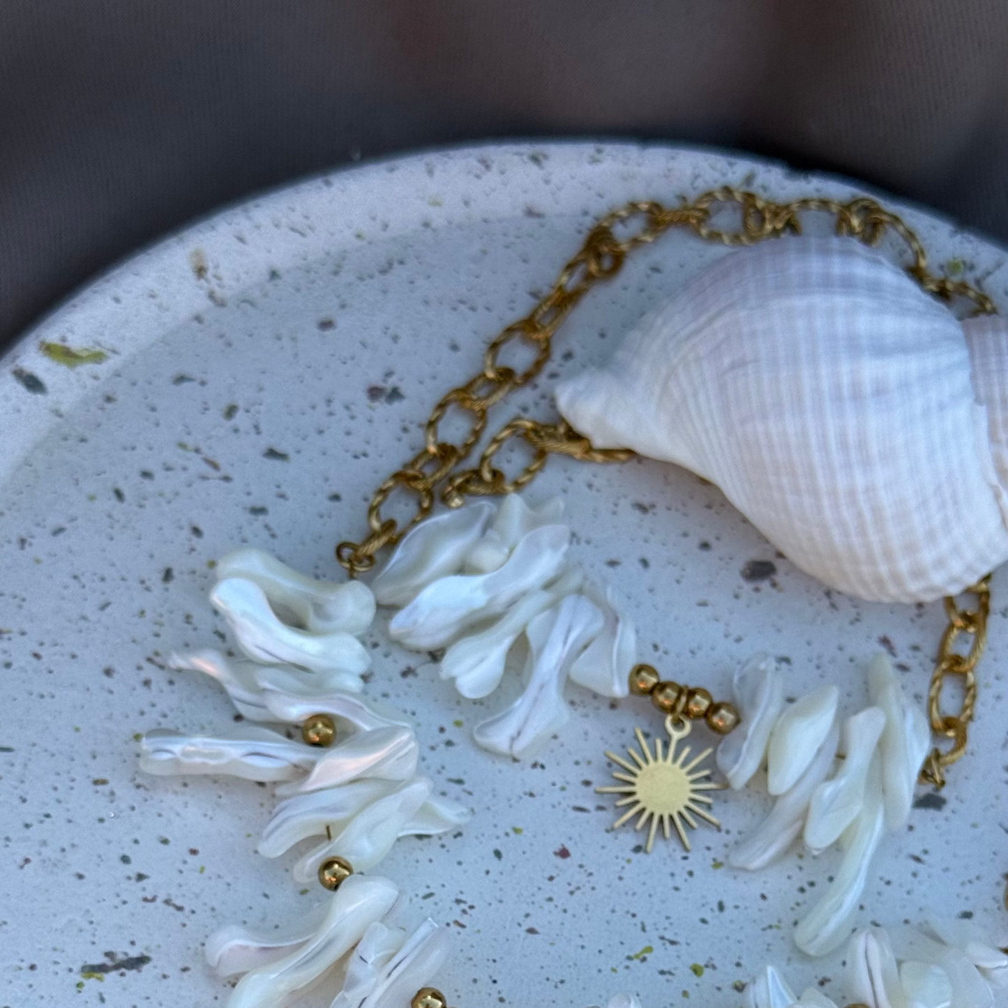 Bracelet Shell and sun ; création