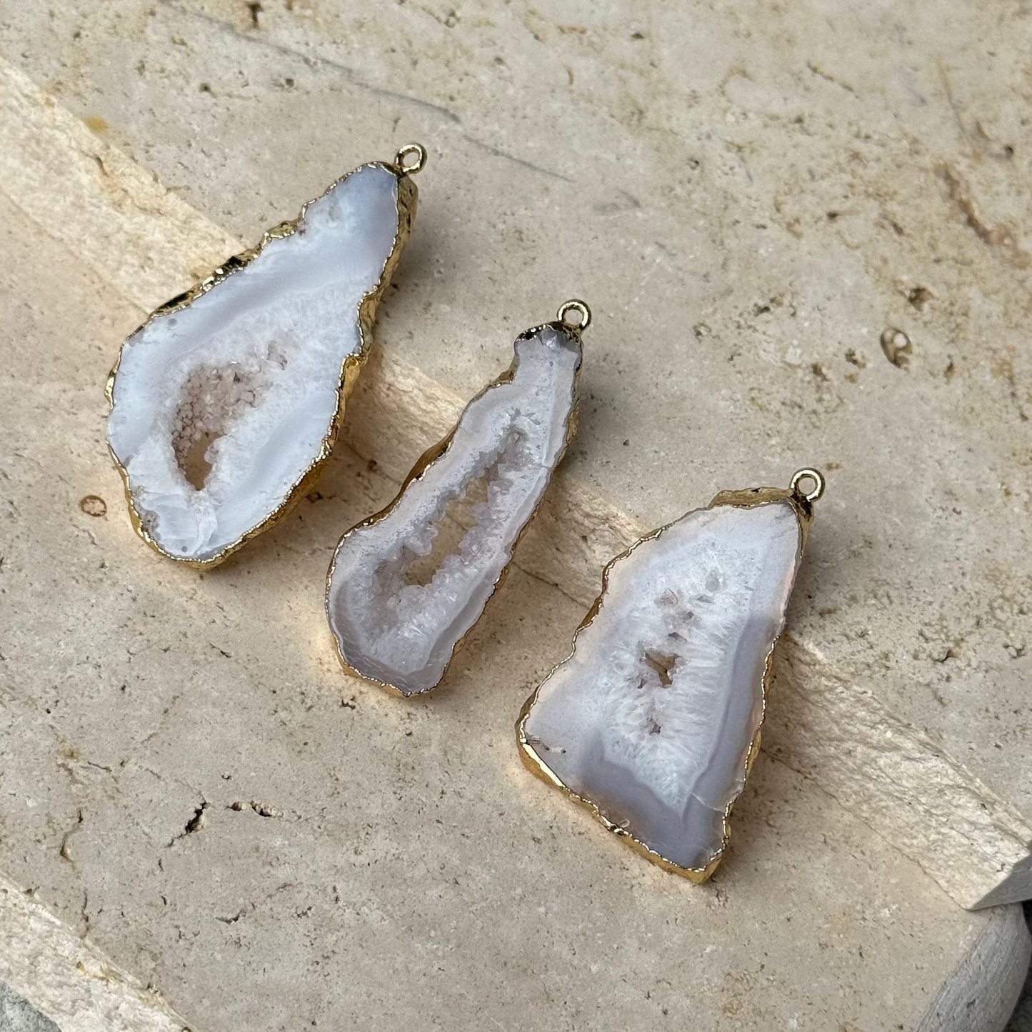 Pendentif agate avec druse