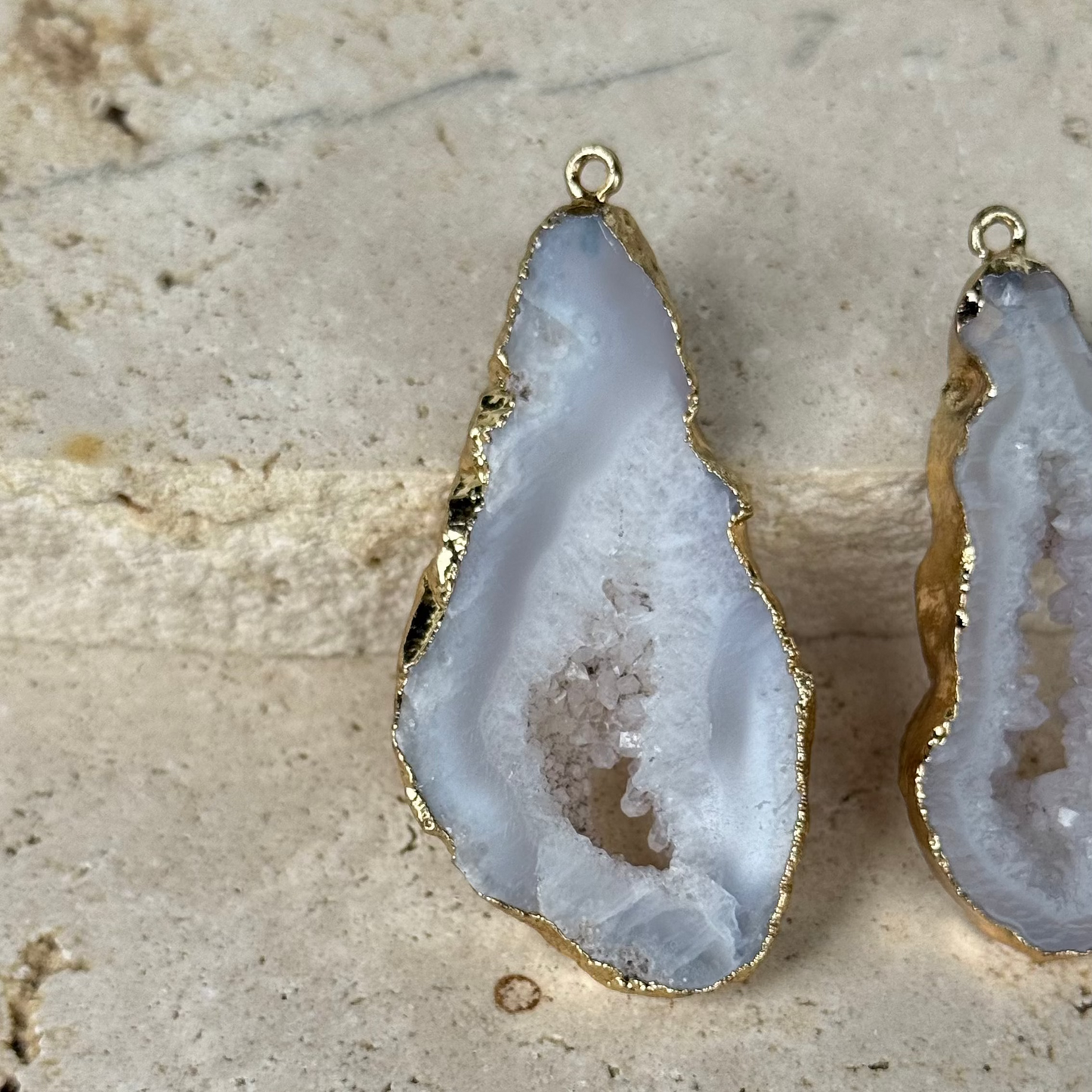 Pendentif agate avec druse