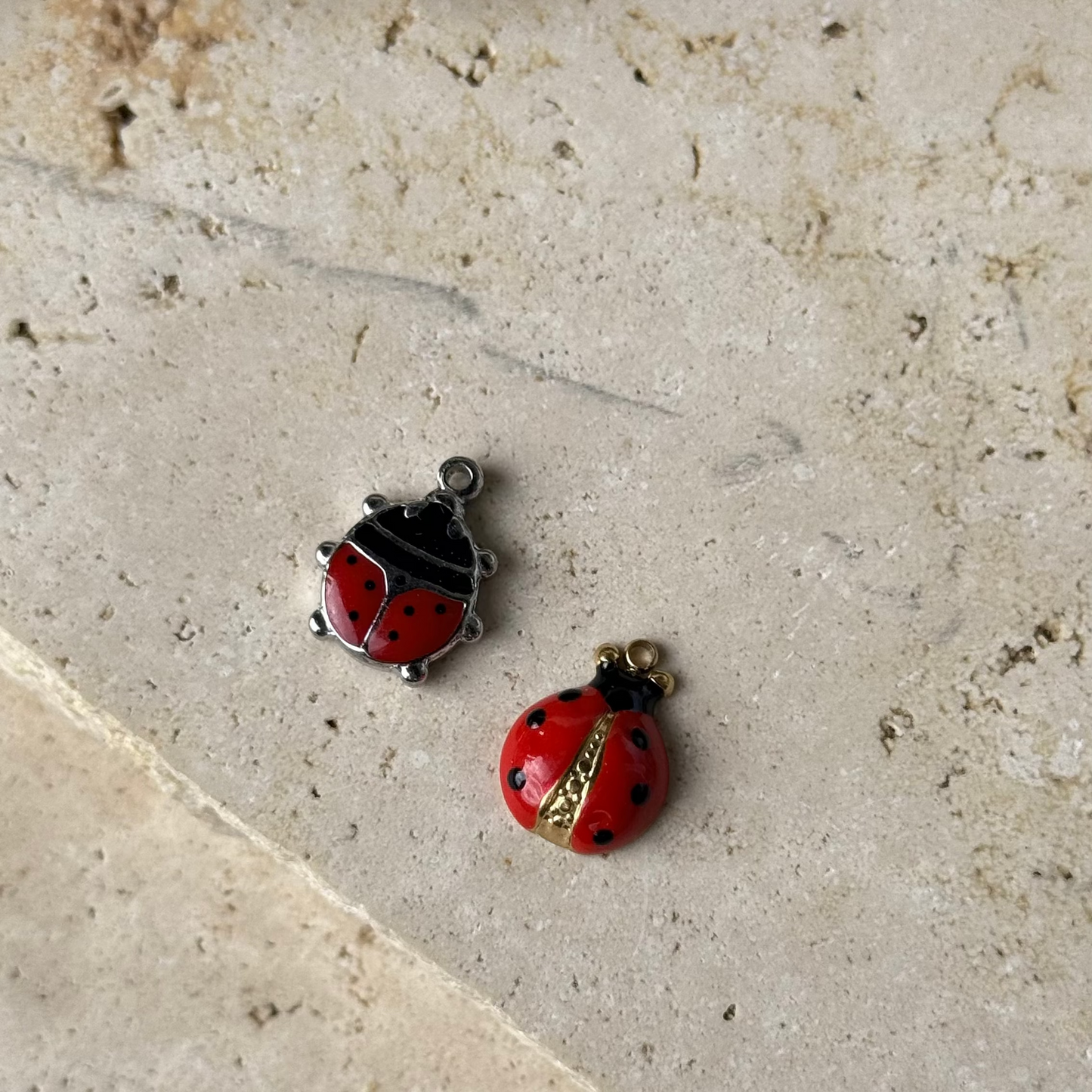 Pendentif coccinelle