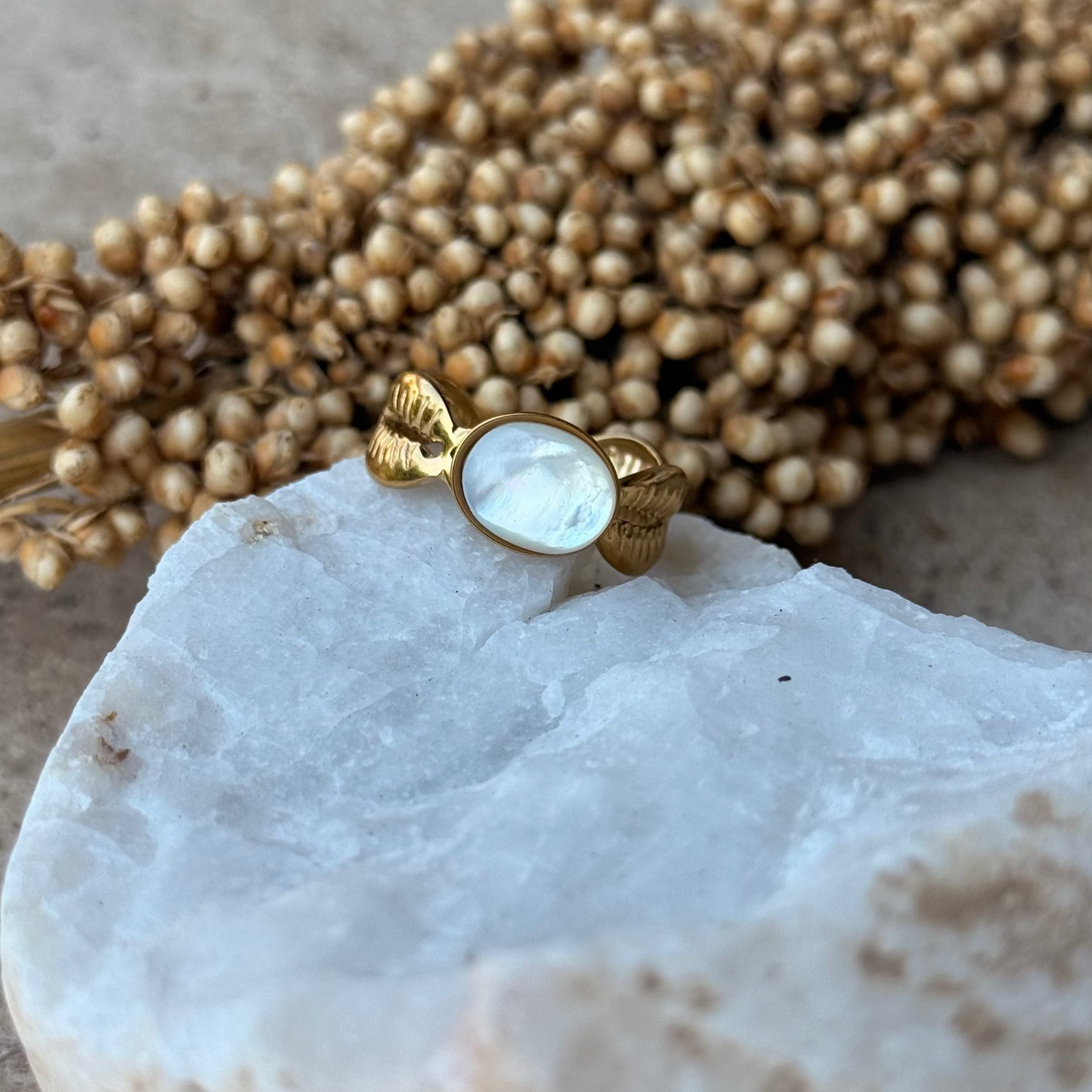 Bague cauri nacré
