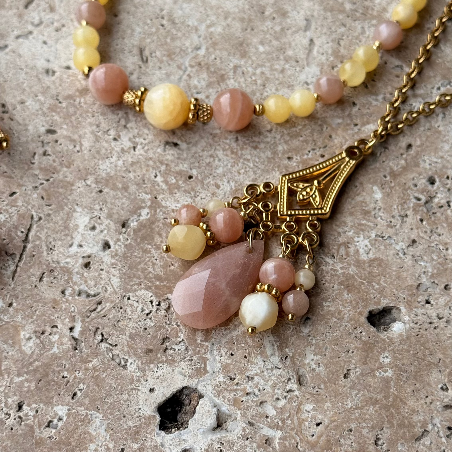 Collier long  Soraya bohème ; création