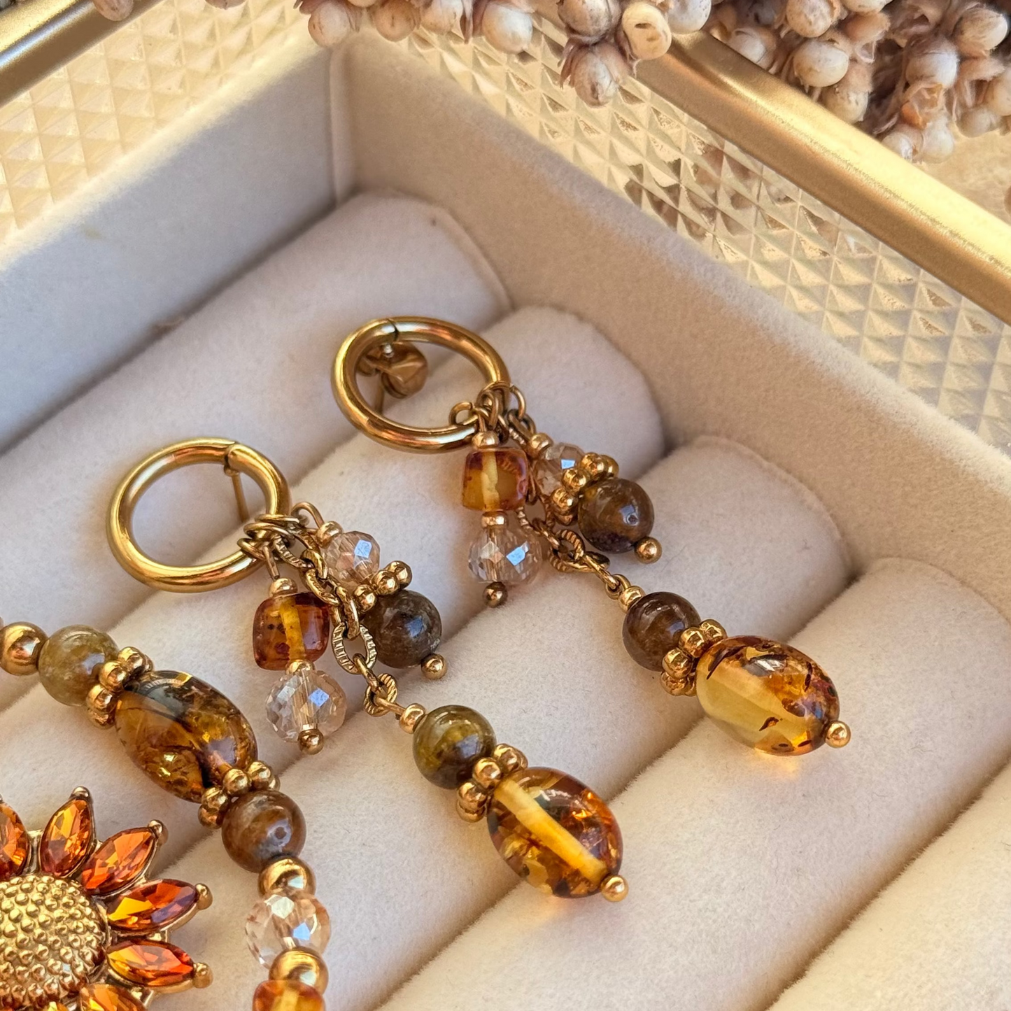 Boucles Ambre ; Création