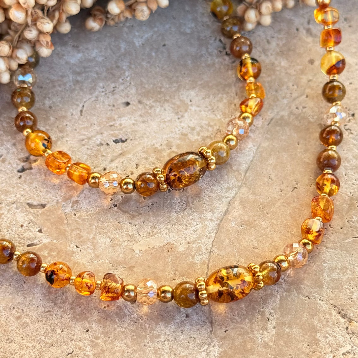 Collier Ambre ; Création