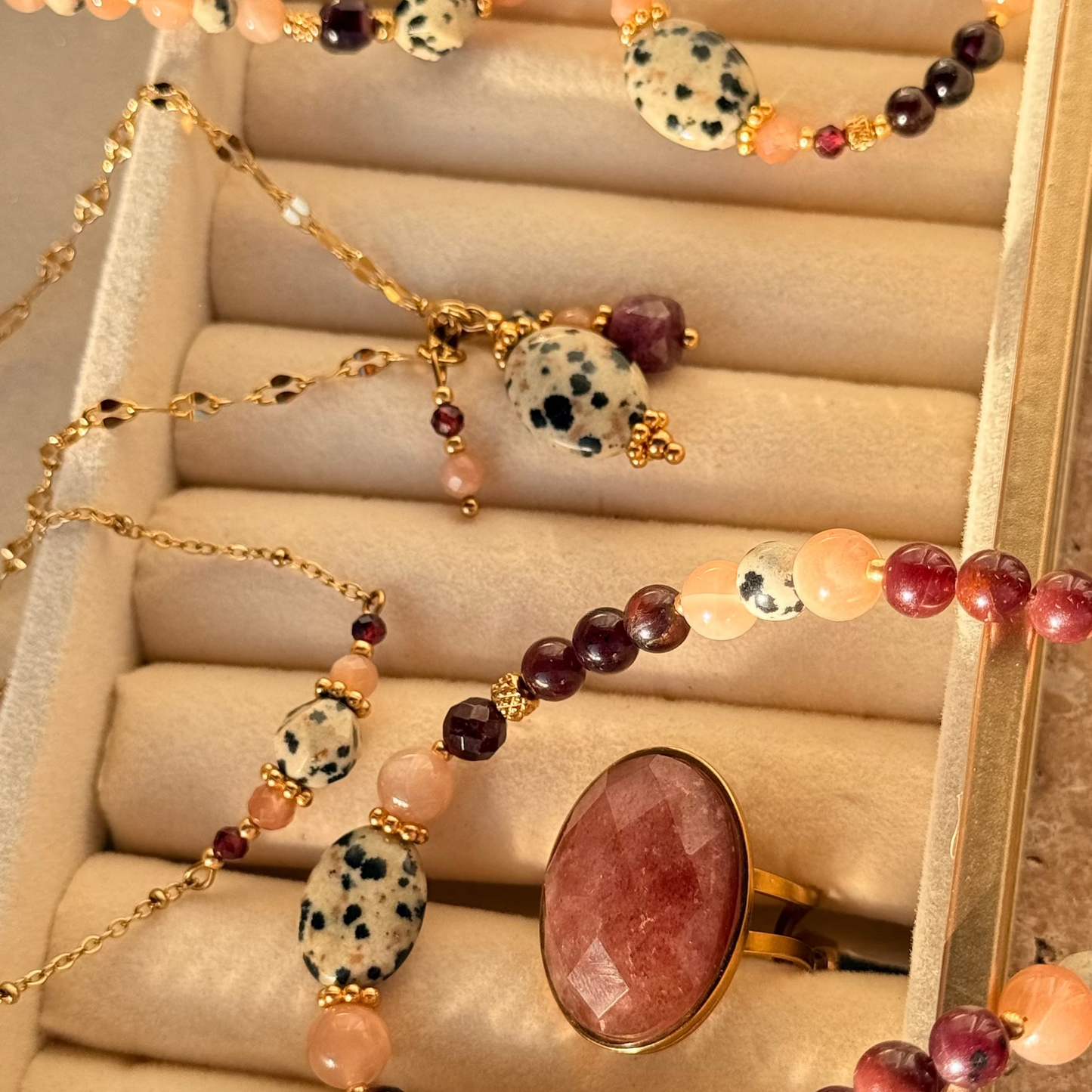 Collier Grigri Romy ; Création