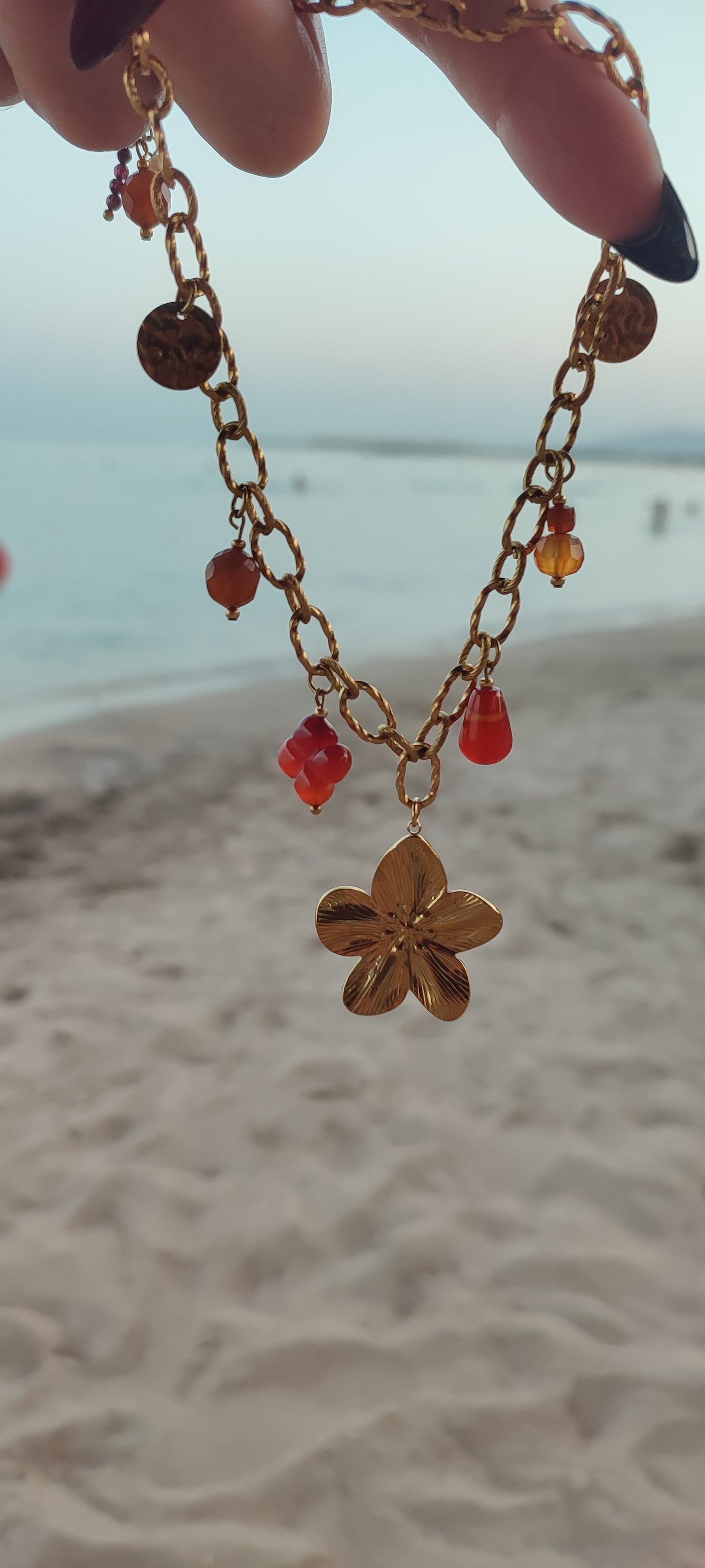 Collier Christiane ; création