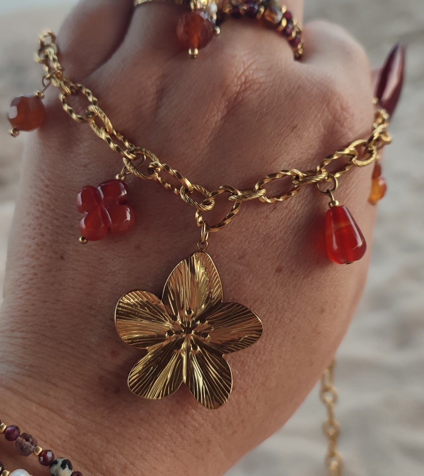 Collier Christiane ; création